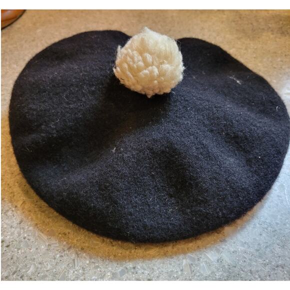 Genuine 60s Basque Boiled Wool Black Beret White Pom Pom Size Small - Picture 1 of 5